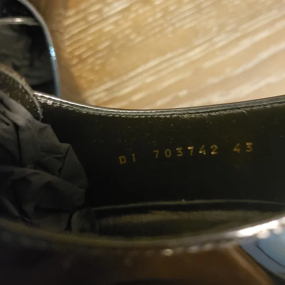 Saint Laurent patent  leather lace up shoe Size 43 **READ DETAILS - Picture 9 of 10